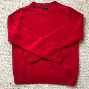 Gap Crewneck Sweater.NWOT.